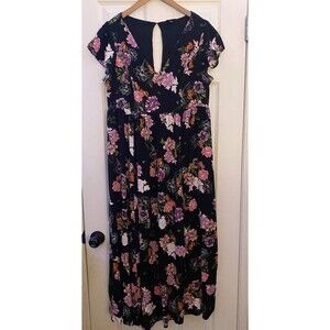 Torrid Black Floral Print Challis Maxi dress size 1X